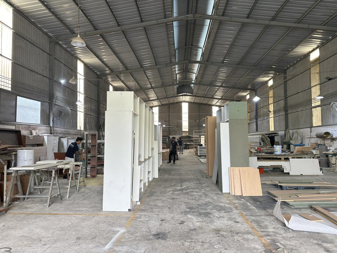 nhà máy thi công nội thất urhouse