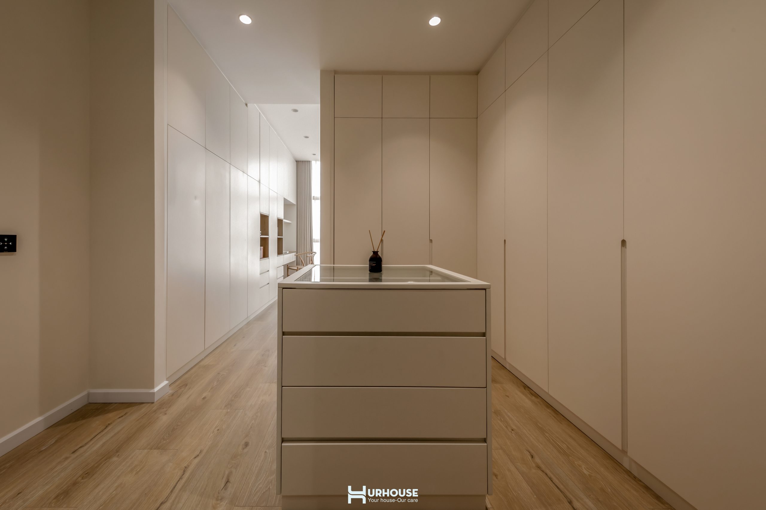 4E6A7208 copy scaled URHOUSE Studios - Your house - Our Care