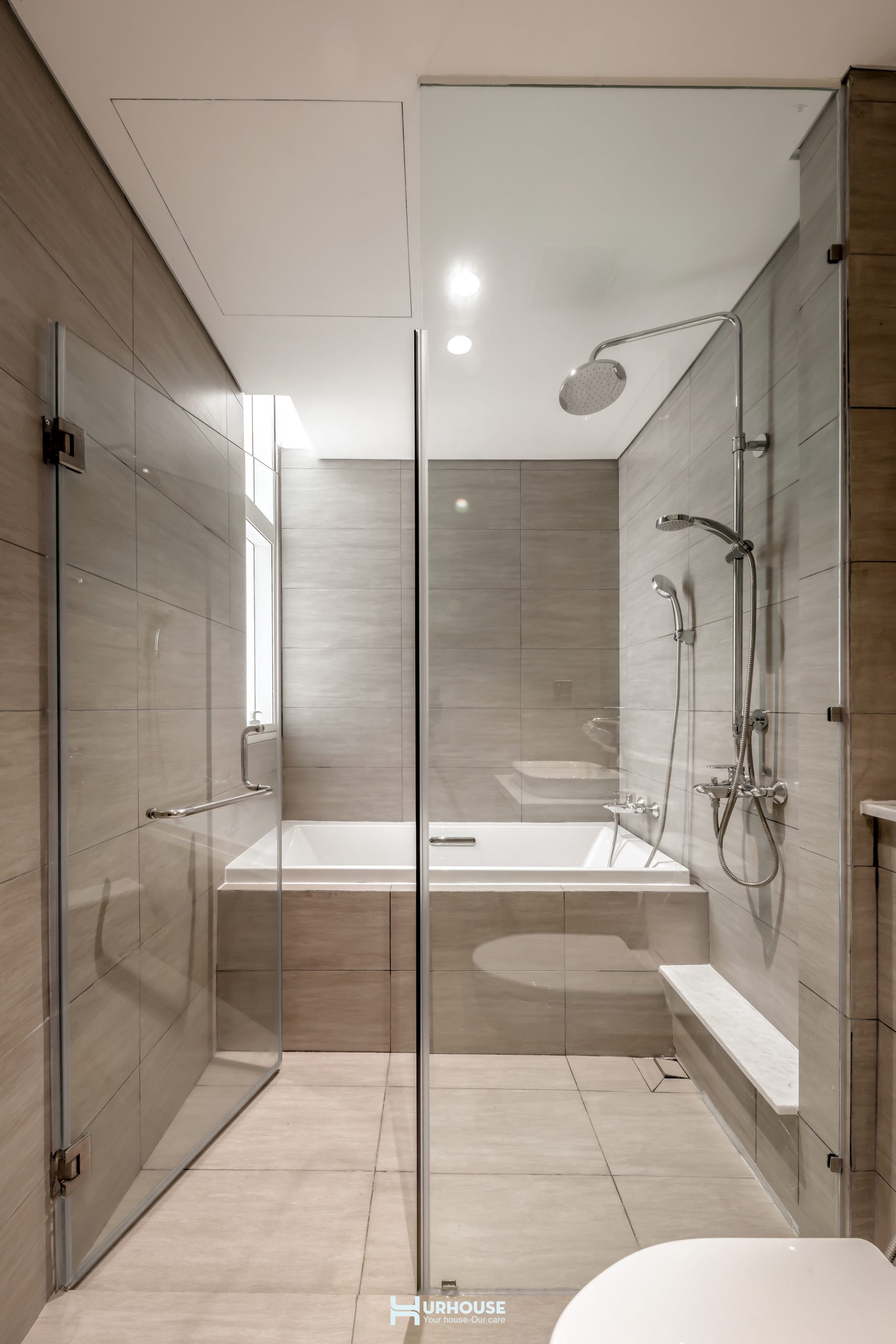 4E6A7442 copy scaled URHOUSE Studios - Your house - Our Care