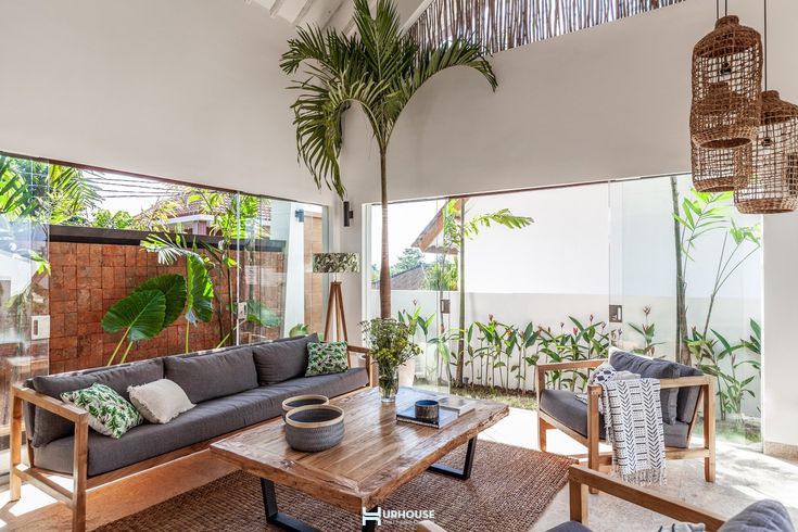 phong cách nhiệt đới thường sử dụng vật liệu tự nhiên 