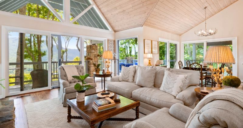 phong cách nhiệt đới là gì