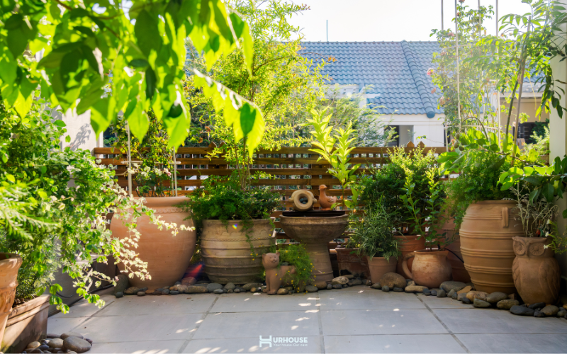 Top Villa Garden Decor Trends 2025 – Leading Interior Design Trends