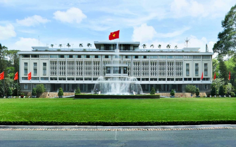 DISCOVER FAMOUS ARCHITECTURAL WORKS IN VIETNAM THAT CANNOT BE MISSED DURING THE HOLIDAYS OF APRIL 30 AND MAY 1