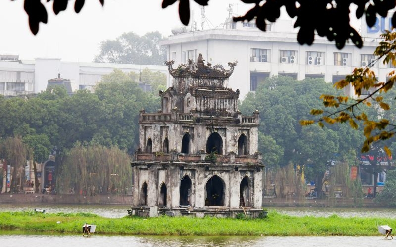 DISCOVER FAMOUS ARCHITECTURAL WORKS IN VIETNAM THAT CANNOT BE MISSED DURING THE HOLIDAYS OF APRIL 30 AND MAY 1