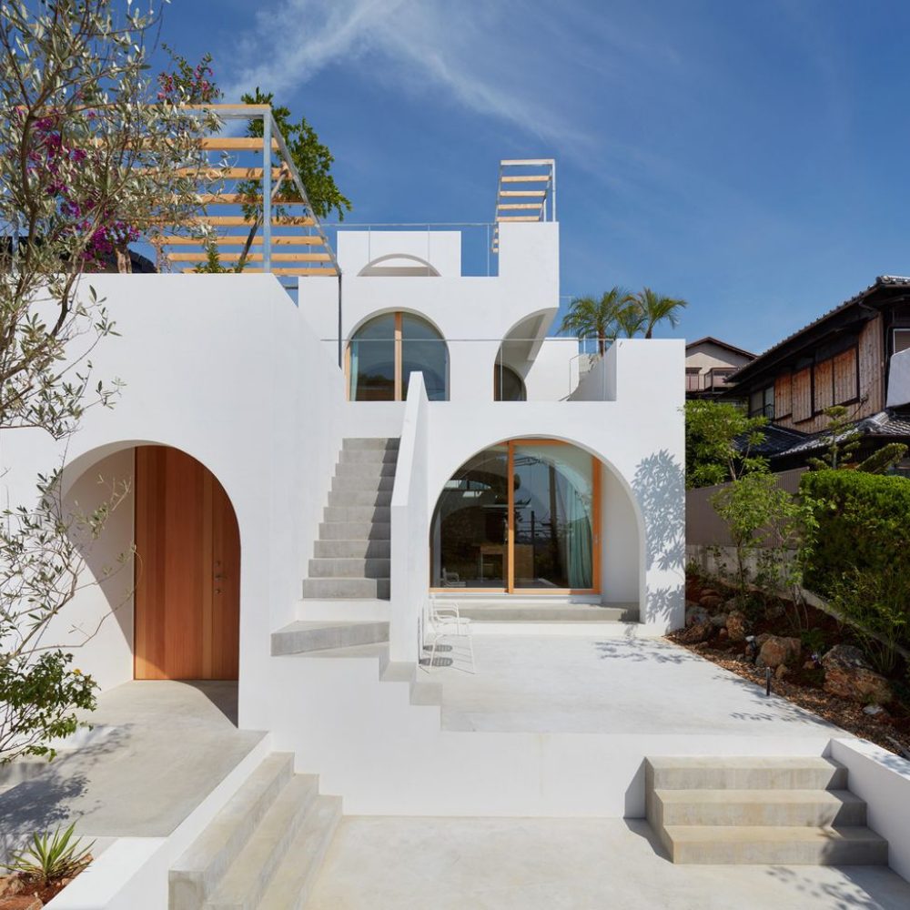 3 NHÓM MÀU NGOẠI THẤT NHÀ PHỐ PHONG CÁCH ĐỊA TRUNG HẢI BẠN NÊN BIẾT